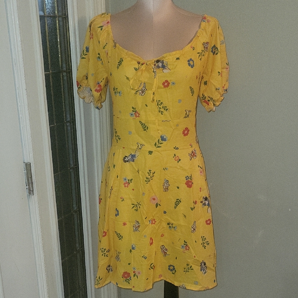 Cakeworthy   Disney Snow White Floral Mini Dress XL/TG